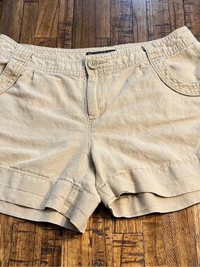 Banana Republic Light Tan High-Rise Women's Shorts